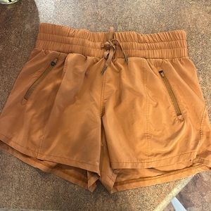 All In Motion 4” shorts